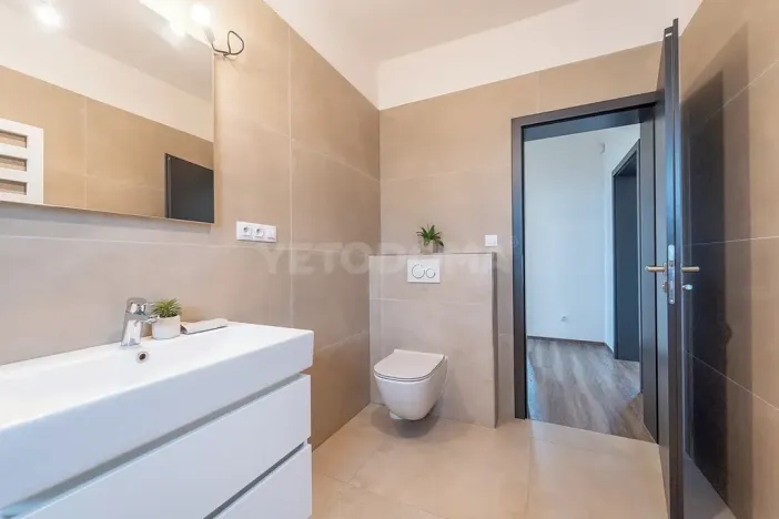 Prodej rodinného domu, Kornatice, 270 m2