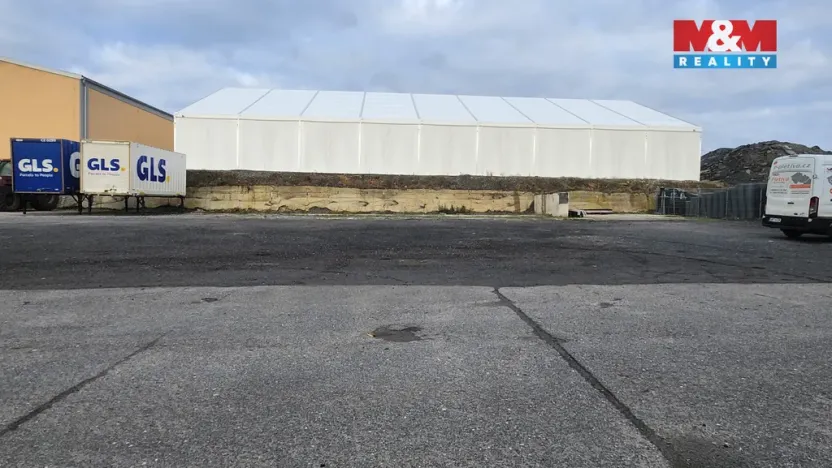 Pronájem komerčního pozemku, Tymákov, 1300 m2