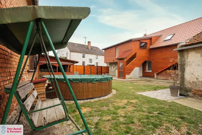 Prodej rodinného domu, Kolešov, 198 m2