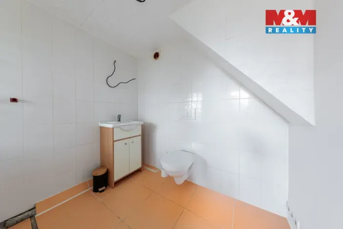 Prodej rodinného domu, Karlovy Vary - Stará Role, Svobodova, 100 m2