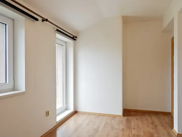 Pronájem bytu 2+1, Řevnice, V Luhu, 52 m2