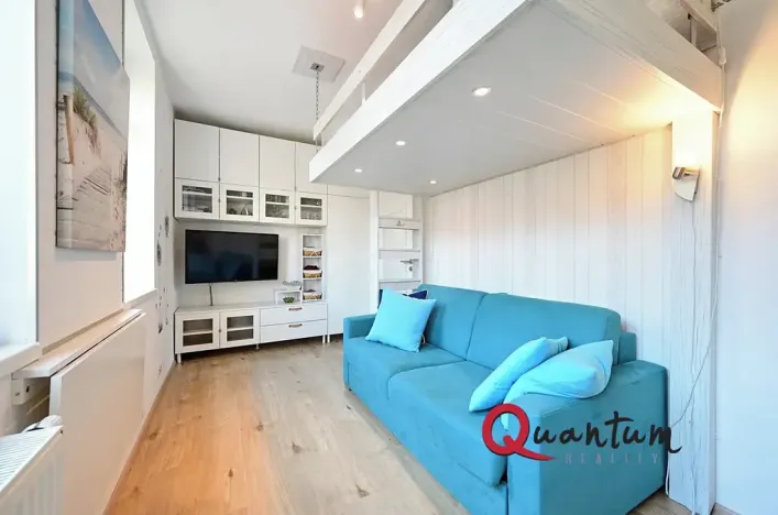 Prodej bytu 1+kk, Praha - Uhříněves, Bečovská, 20 m2