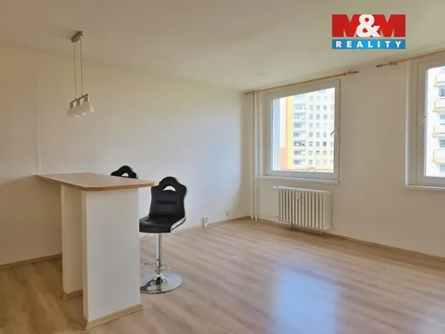 Pronájem bytu 1+kk, Ústí nad Labem - Krásné Březno, Neštěmická, 32 m2