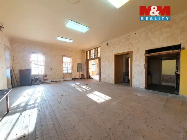 Prodej rodinného domu, Ostrovačice, náměstí Viléma Mrštíka, 282 m2