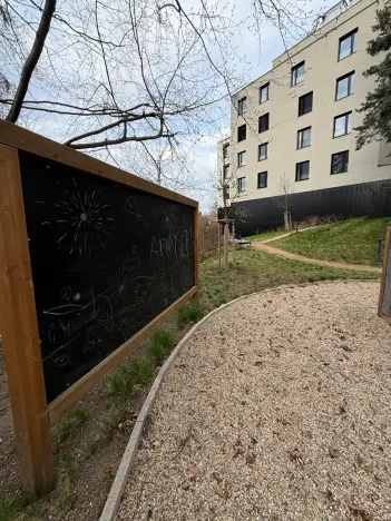 Pronájem bytu 1+kk, Praha - Strašnice, Michelangelova, 35 m2