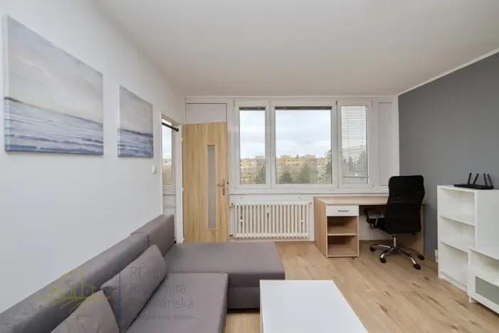 Pronájem bytu 1+1, Praha - Střížkov, Varnsdorfská, 26 m2