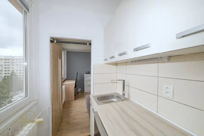 Pronájem bytu 1+1, Praha - Střížkov, Varnsdorfská, 26 m2