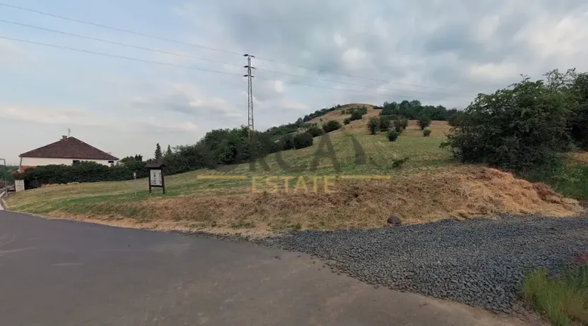 Prodej pozemku, Hostomice, 8431 m2