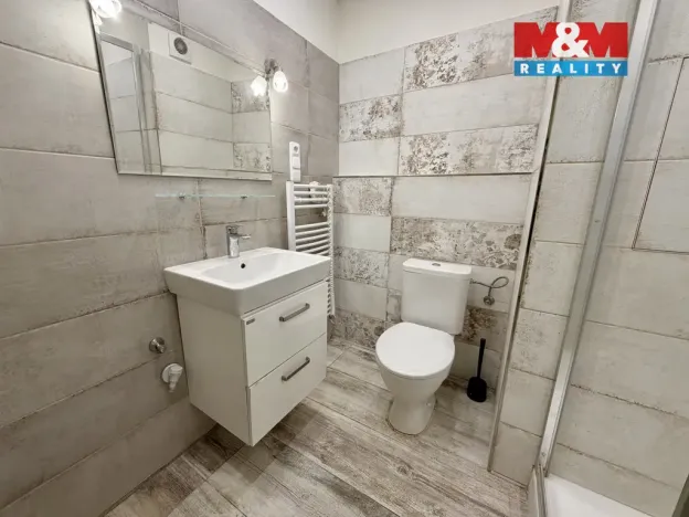 Pronájem bytu 2+kk, Praha - Braník, Novodvorská, 40 m2