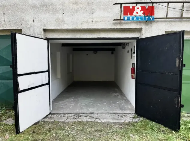 Prodej garáže, Chomutov, Bezručova, 18 m2