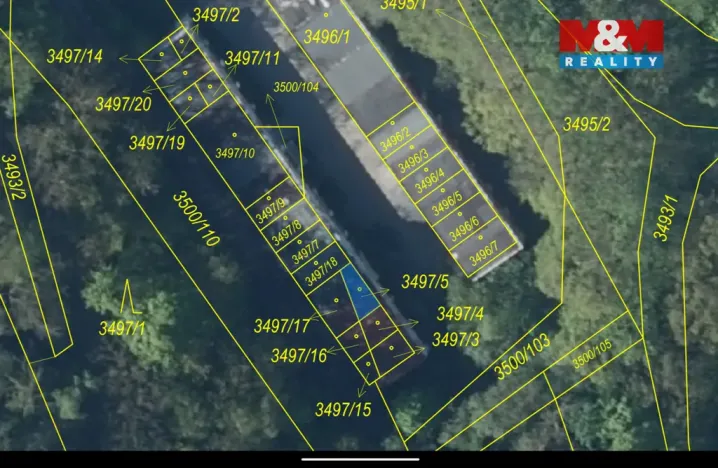 Prodej garáže, Chomutov, Bezručova, 18 m2