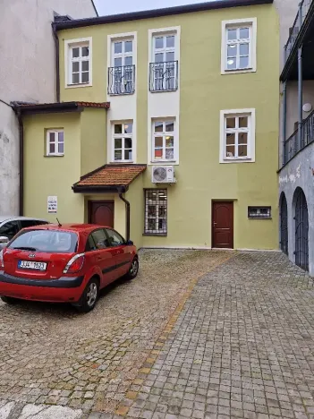 Pronájem obchodního prostoru, Jihlava, Benešova, 234 m2