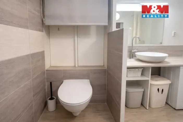 Prodej bytu 1+1, Ostrava - Poruba, Liptaňské náměstí, 39 m2