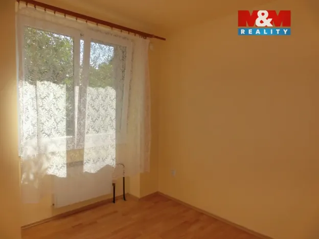 Pronájem bytu 2+1, Lázně Bohdaneč, Šípkova, 70 m2