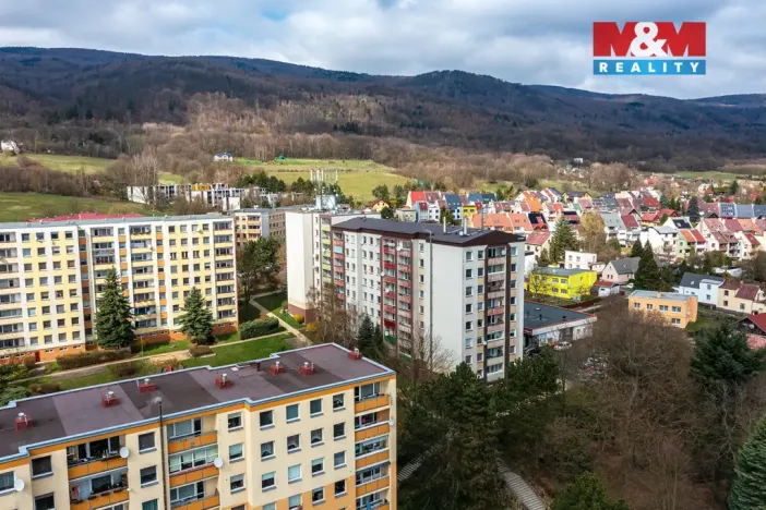 Prodej bytu 4+1, Chlumec, Vyklická, 98 m2