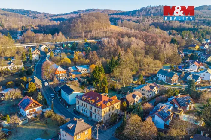 Prodej bytu 3+1, Nový Bor - Arnultovice, Gen. Svobody, 183 m2