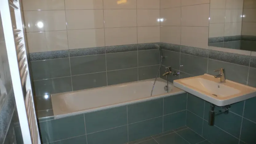 Pronájem bytu 2+kk, Čáslav - Čáslav-Nové Město, Husova, 44 m2