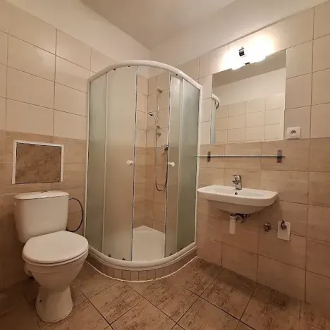 Pronájem bytu 2+1, Praha - Smíchov, Podbělohorská, 41 m2