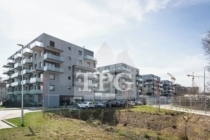Prodej bytu 3+kk, Praha - Prosek, Návarovská, 83 m2