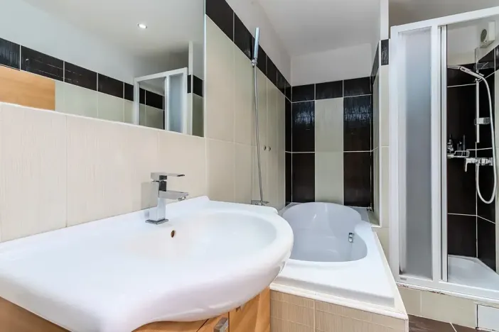 Pronájem bytu 2+kk, Praha - Vršovice, Moskevská, 65 m2