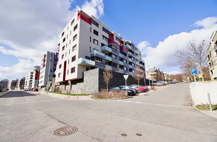 Pronájem bytu 4+kk, Praha - Jinonice, Pod stolovou horou, 101 m2