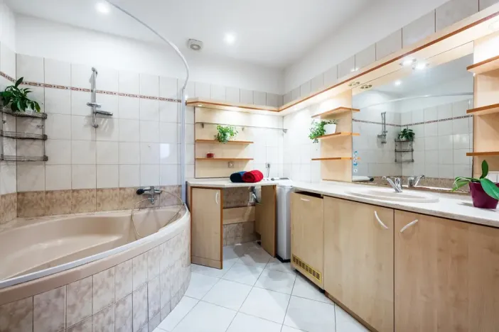 Prodej bytu 4+kk, Rokytnice v Orlických horách, náměstí T. G. Masaryka, 153 m2