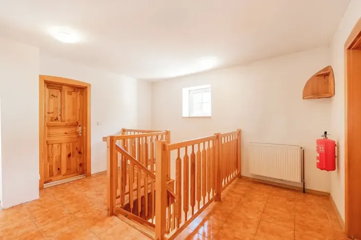 Prodej rodinného domu, Ohníč, 300 m2