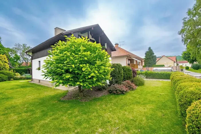 Prodej rodinného domu, Křesín, 151 m2