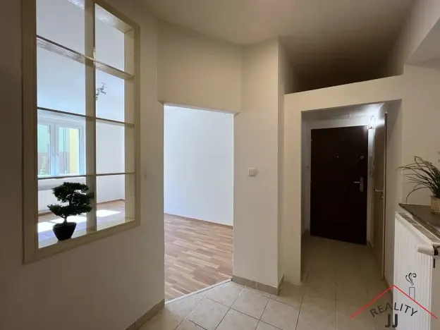 Pronájem bytu 2+kk, Praha - Strašnice, V olšinách, 46 m2