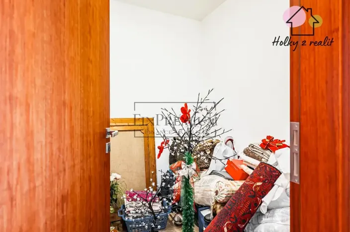 Prodej rodinného domu, Psáry, U Studny, 298 m2