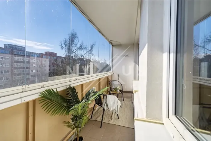 Prodej bytu 3+1, Praha - Prosek, Veltruská, 61 m2
