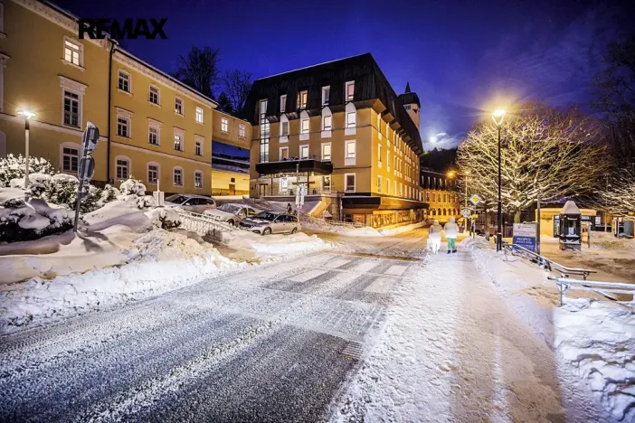 Prodej bytu 2+kk, Svoboda nad Úpou, Nádražní, 56 m2