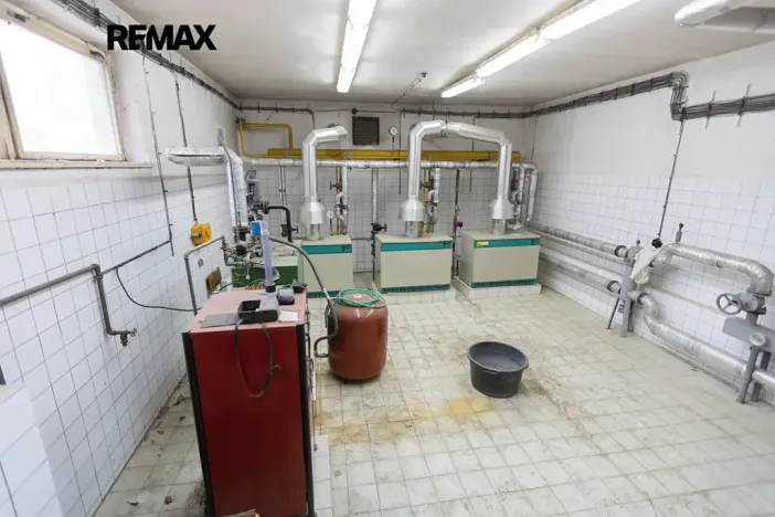 Prodej obchodního prostoru, Město Albrechtice, Míru, 1427 m2