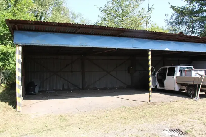 Pronájem garážového stání, Karlovy Vary, Jáchymovská, 30 m2