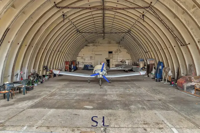 Prodej garáže, Ralsko, 490 m2