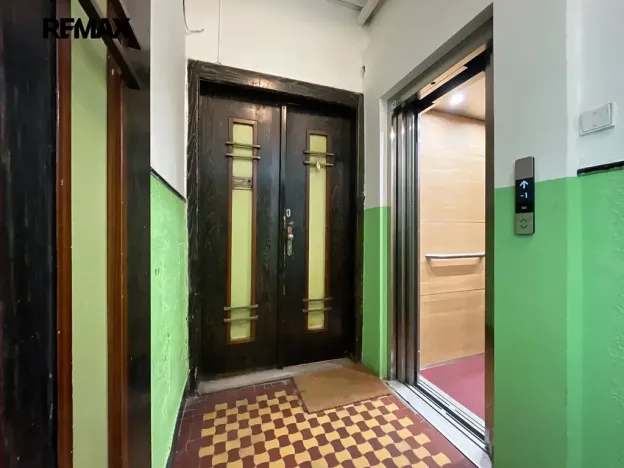 Prodej bytu 1+1, Praha - Vršovice, Vršovické náměstí, 42 m2