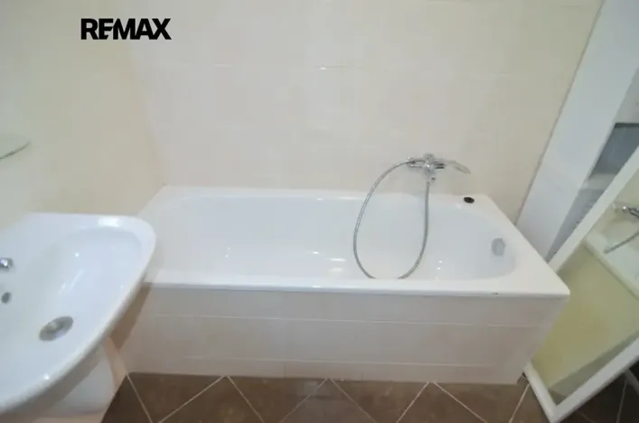 Pronájem bytu 3+1, Praha - Libeň, Pivovarnická, 78 m2