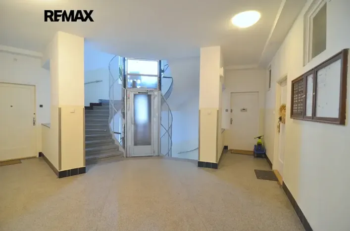 Pronájem bytu 3+1, Praha - Libeň, Pivovarnická, 78 m2