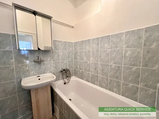 Pronájem bytu 3+1, Praha - Smíchov, Na Neklance, 70 m2