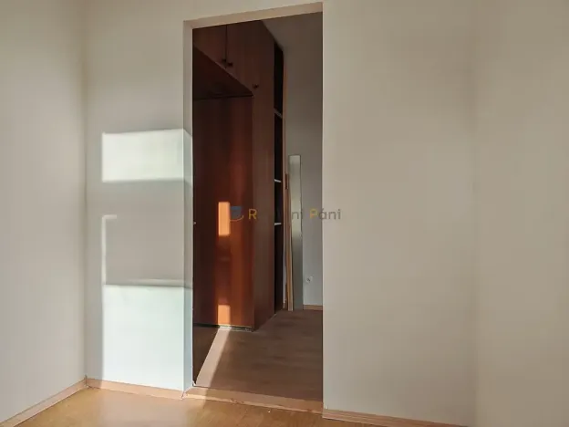 Pronájem bytu 2+1, Říčany, Komenského náměstí, 80 m2