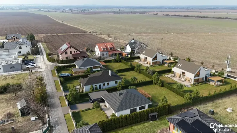 Prodej pozemku pro bydlení, Samotišky, Třešňová, 644 m2