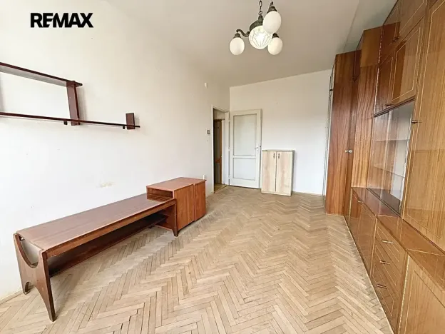 Prodej bytu 2+1, Pardubice, Benešovo náměstí, 52 m2