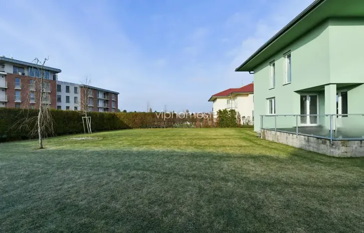 Pronájem vily, Průhonice, Pod Valem II., 285 m2