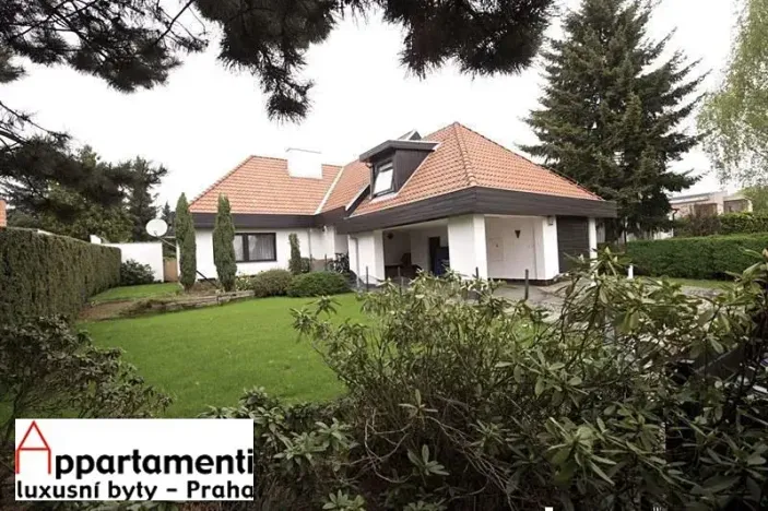 Pronájem rodinného domu, Praha - Kunratice, Ke hrádku, 417 m2