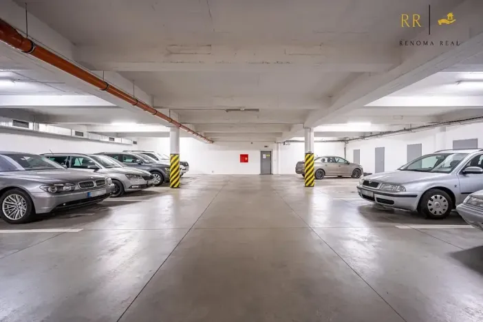 Pronájem bytu 2+kk, Brno, Zlínská, 55 m2