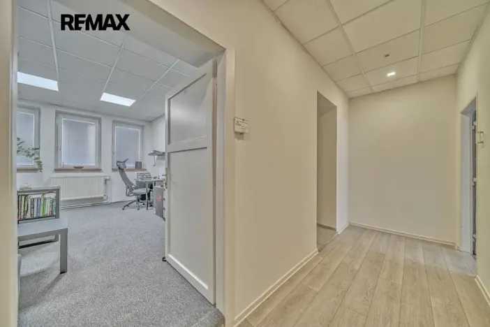 Pronájem kanceláře, Chlumec nad Cidlinou, Rooseveltova, 17 m2