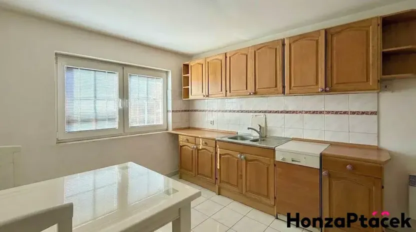 Prodej rodinného domu, Praha, 219 m2