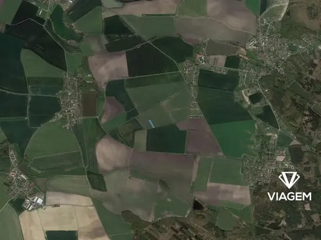 Prodej podílu pole, Charvatce, 350 m2