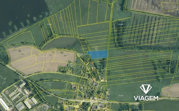 Prodej podílu pole, Člunek, 2242 m2