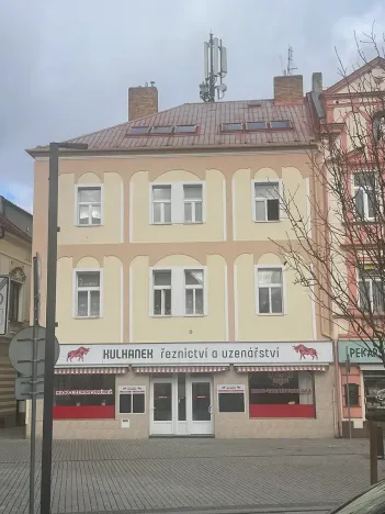 Pronájem obchodního prostoru, Kladno, T. G. Masaryka, 304 m2